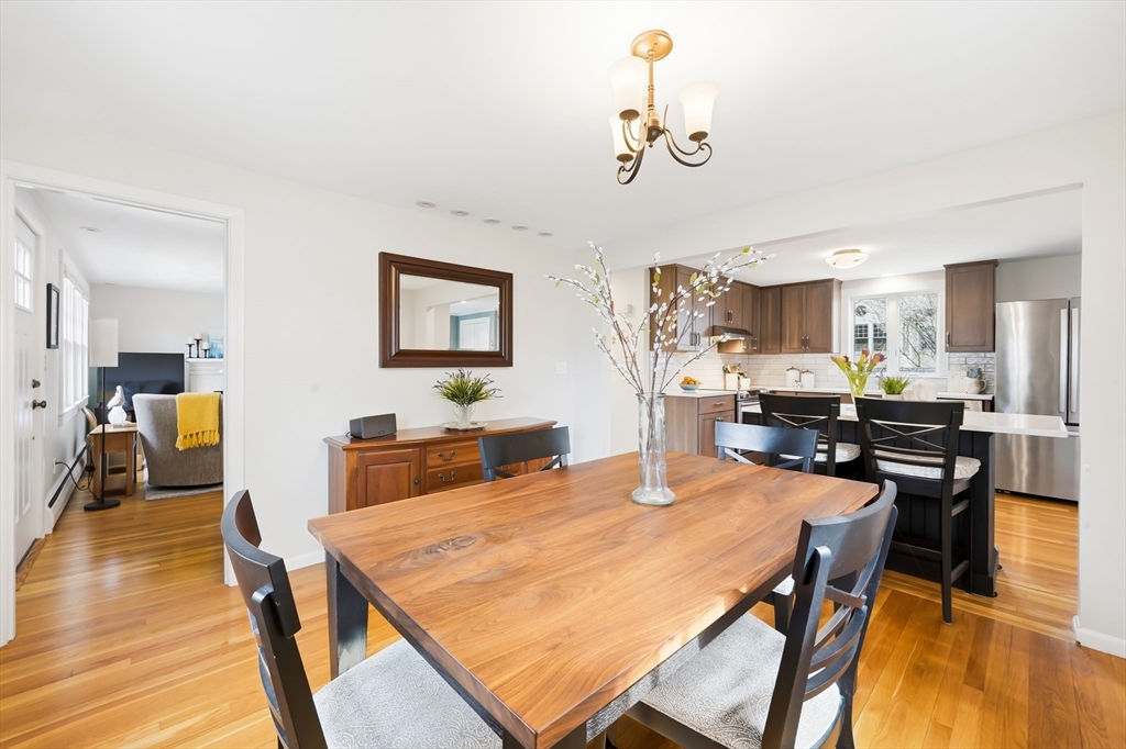 8 Freemont Street Lexington, MA 02421 - Photo 6 of 42