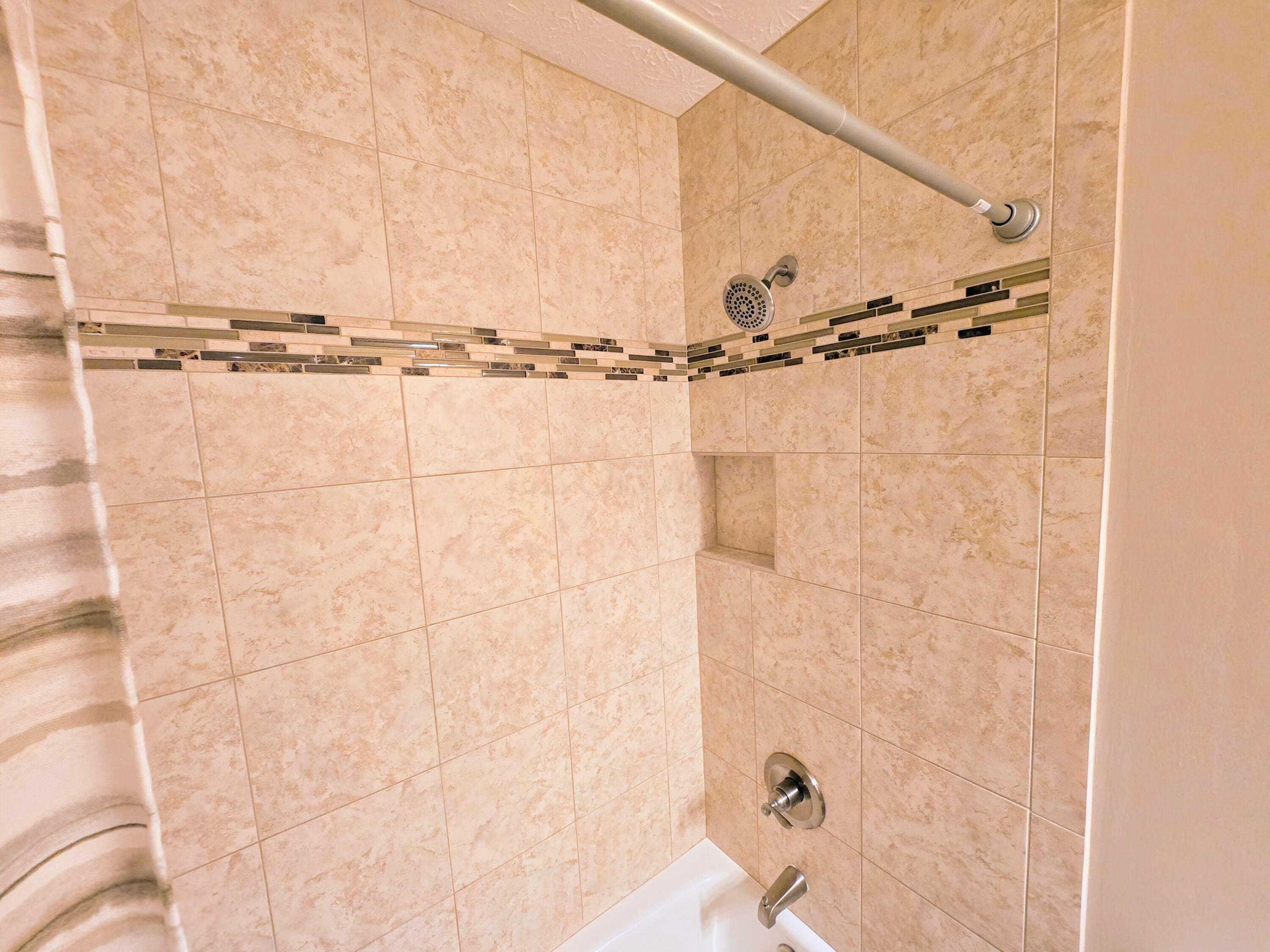 7912 Pinehill Road Lewis Center, OH 43035 - Photo 20 of 28 11 Hall Bath 2