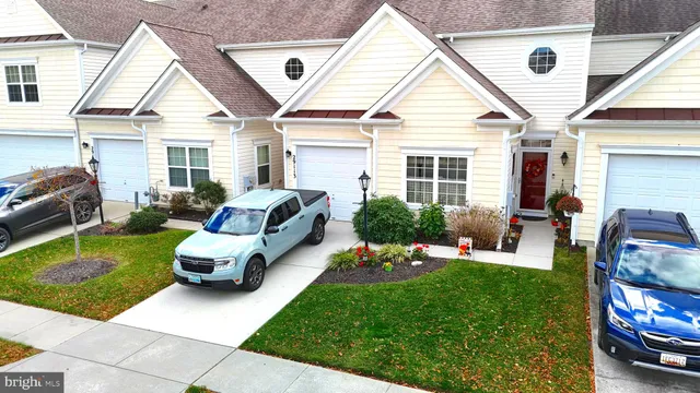 a house view with sitting space and garden space