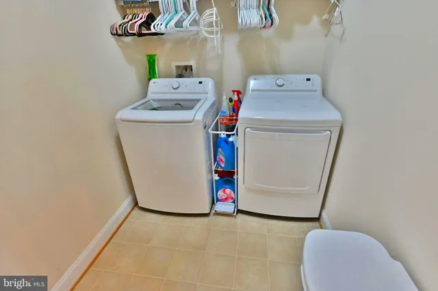 a bed room with a bed and a dresser