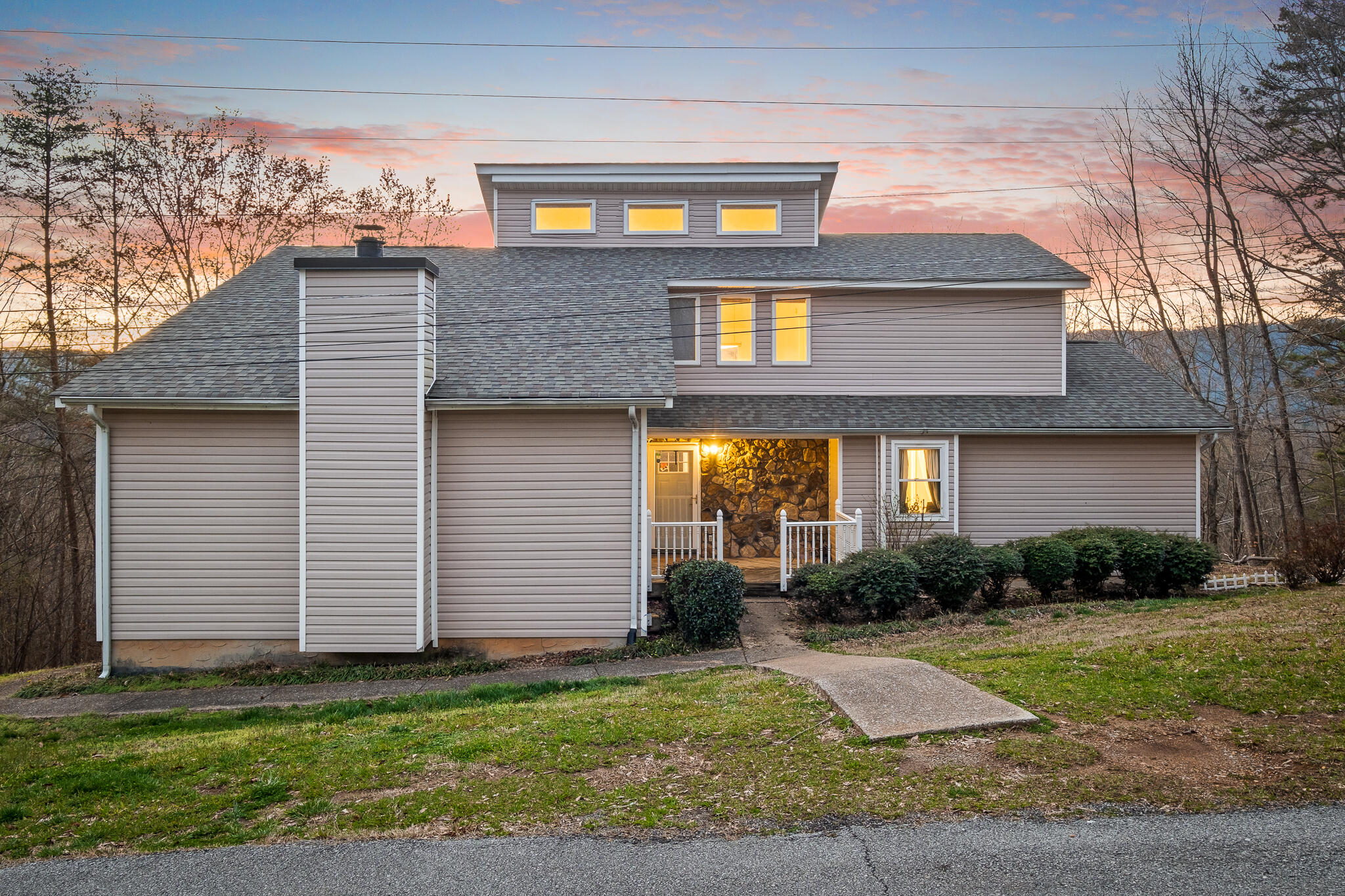 1002 Hillcrest Road Hixson, TN 37343 - Photo 3 of 67 Front Exterior