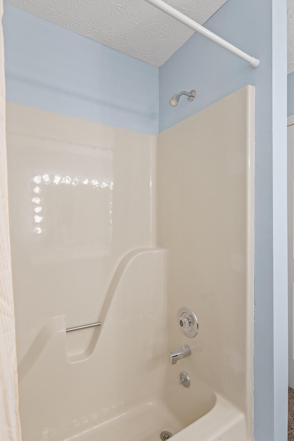 1002 Hillcrest Road Hixson, TN 37343 - Photo 34 of 67 Master Bathroom