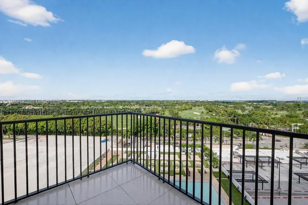 $3,500 | 5252 Northwest 85th Avenue, Unit 1004, Doral, FL 33166