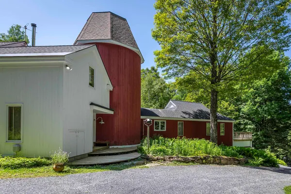 $1,600,000 | 397 Fern Hill, Dorset, VT 05251