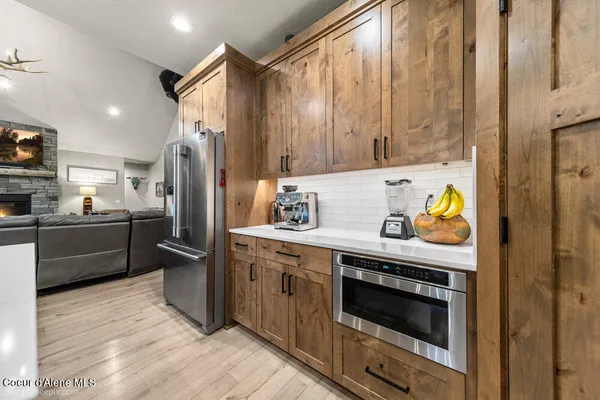 $1,595,000 | 29131 North Hindman Street, Athol, ID 83801