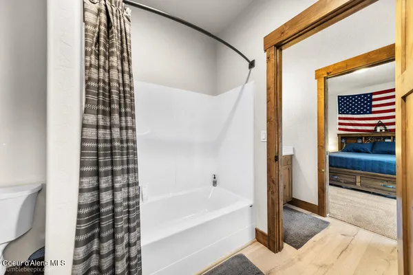 $1,595,000 | 29131 North Hindman Street, Athol, ID 83801