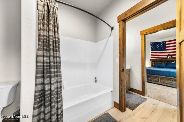 $1,595,000 | 29131 North Hindman Street, Athol, ID 83801