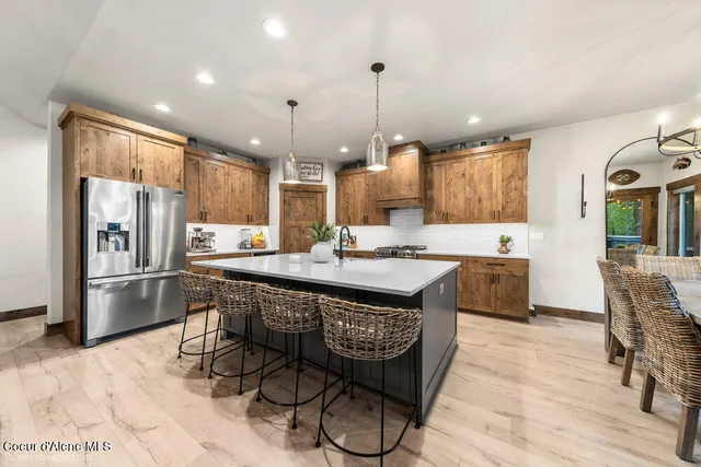 $1,595,000 | 29131 North Hindman Street, Athol, ID 83801