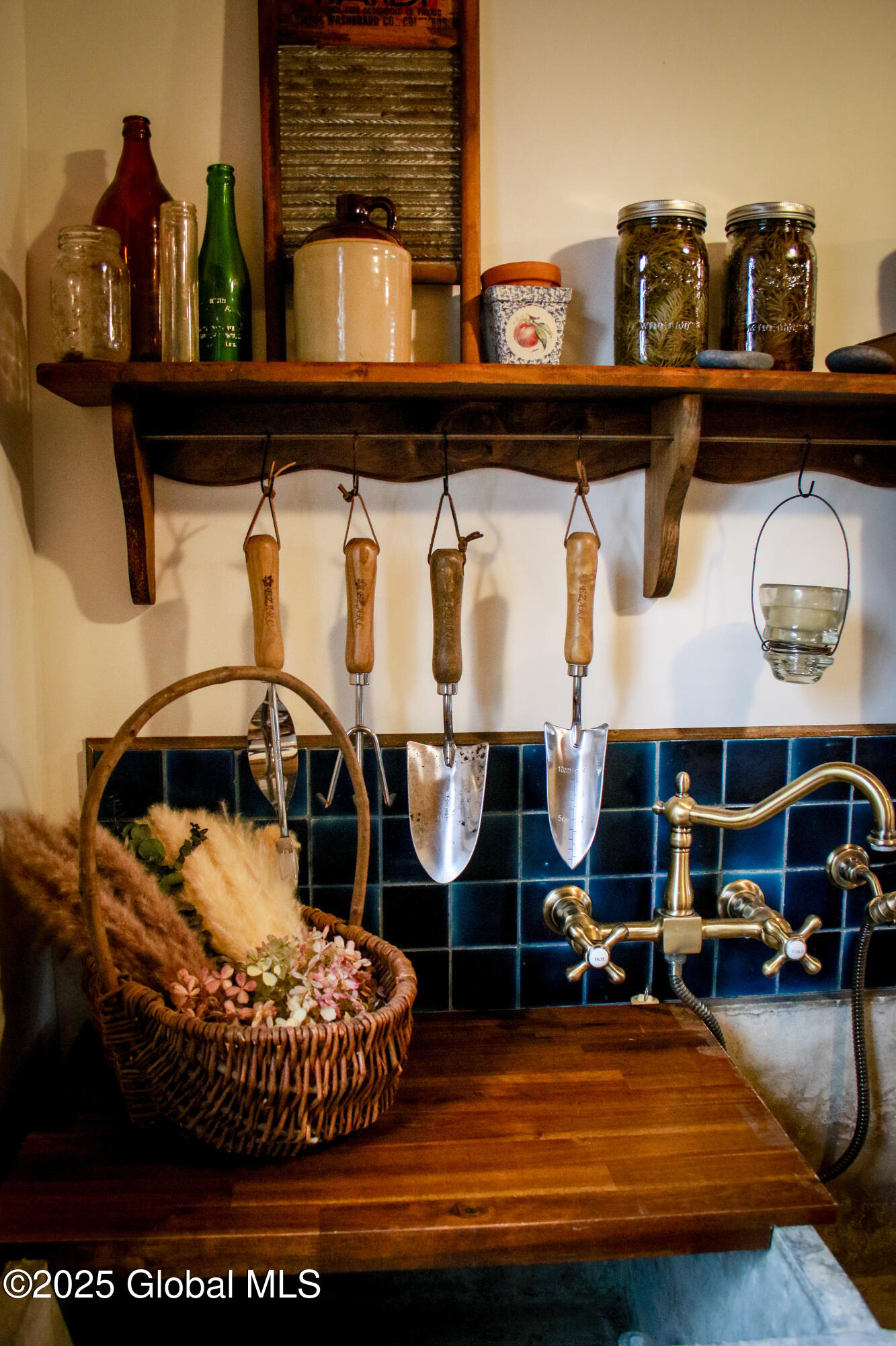 87 Mann Road Ballston, NY 12020 - Photo 12 of 59 Photo Apr 05 2025, 12 07 38 PM