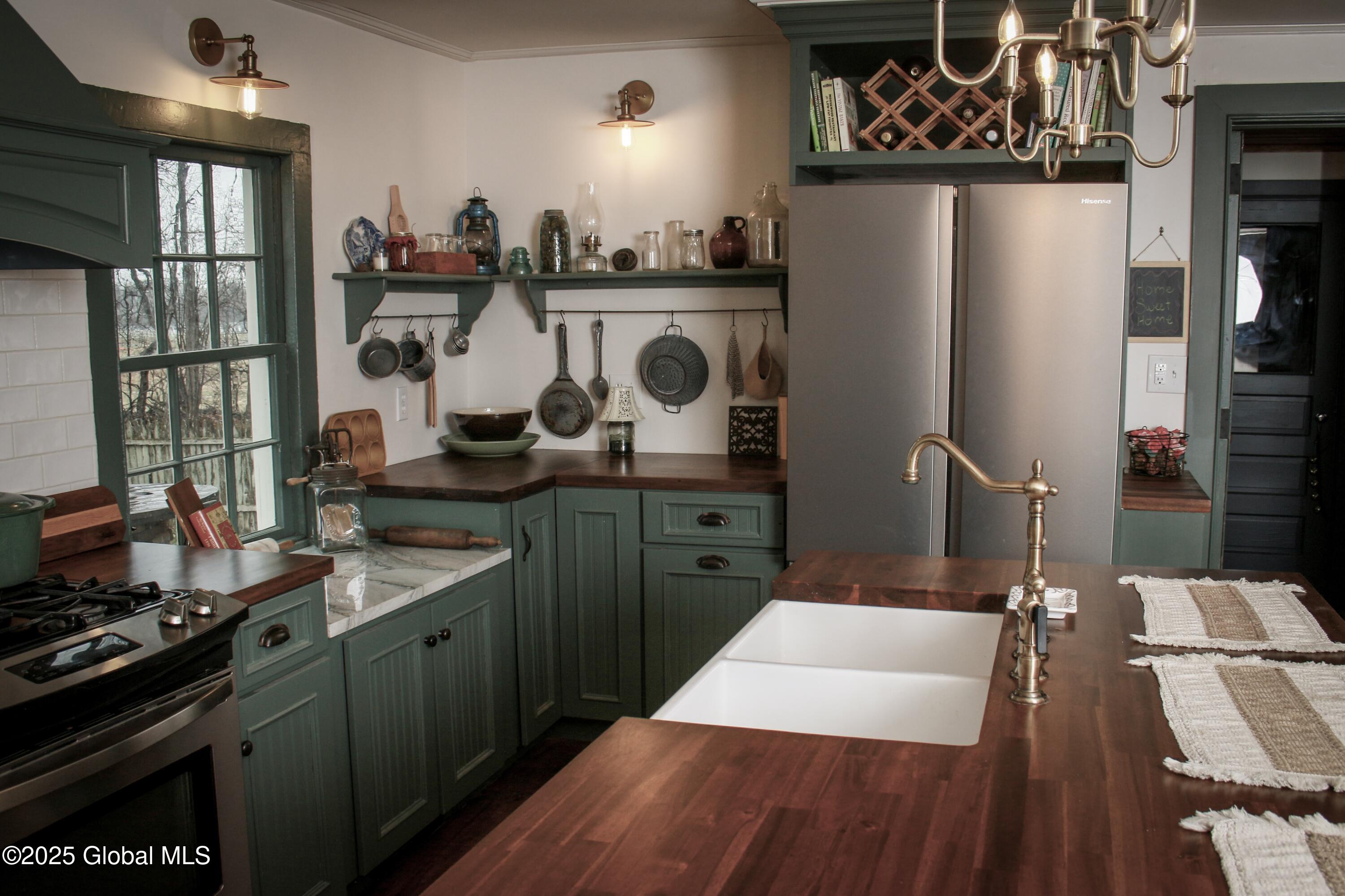 87 Mann Road Ballston, NY 12020 - Photo 13 of 59 Photo Apr 05 2025, 11 55 10 AM