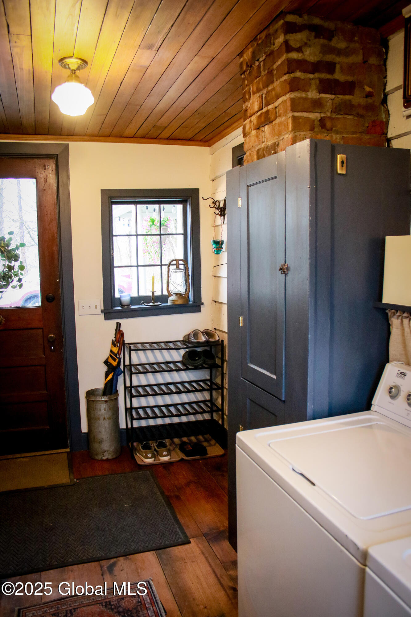 87 Mann Road Ballston, NY 12020 - Photo 9 of 59 Photo Apr 05 2025, 12 07 11 PM