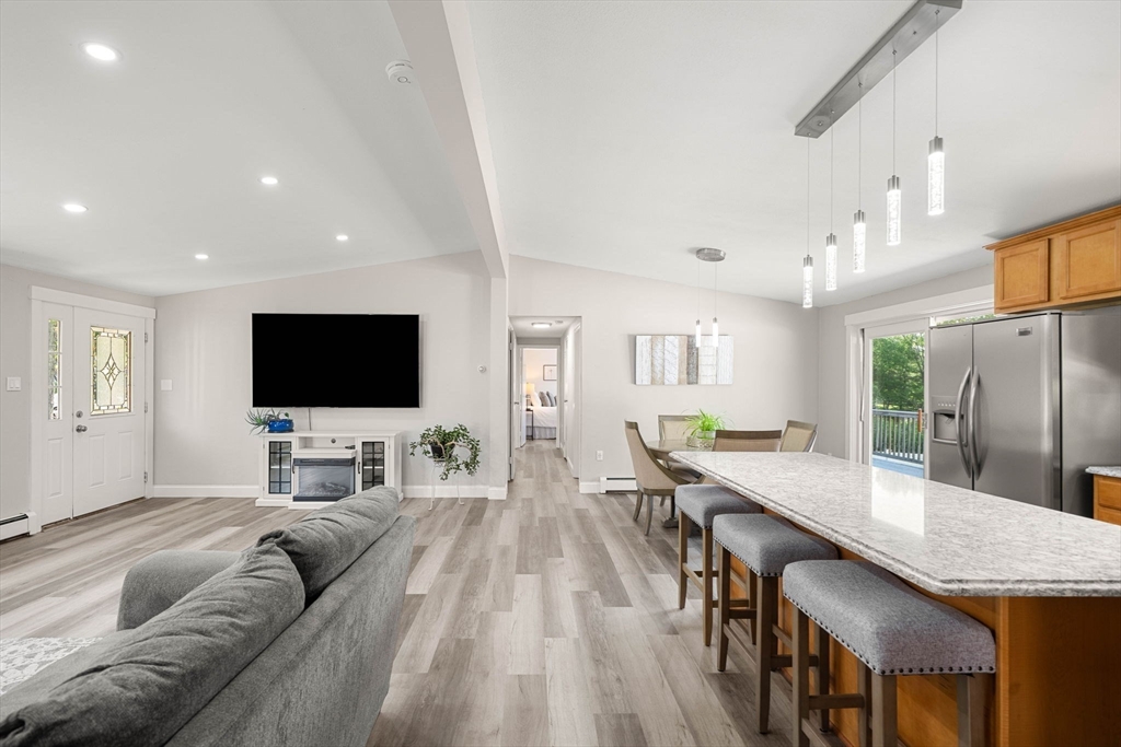 102 Kimball Road Amesbury, MA 01913 - Photo 12 of 42