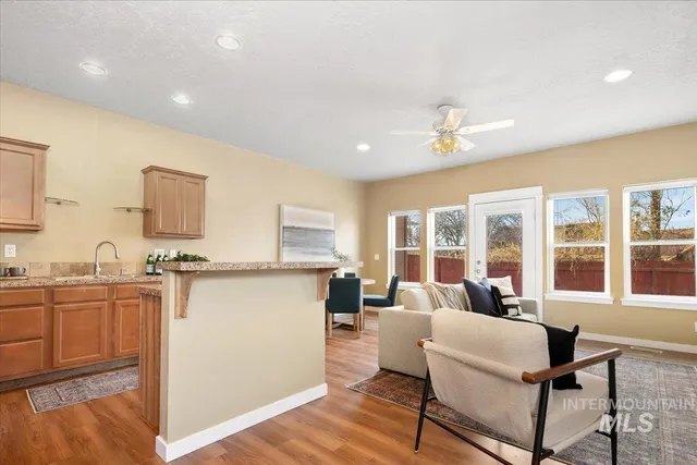 $429,900 | 1043 Clithero Drive, Boise, ID 83703