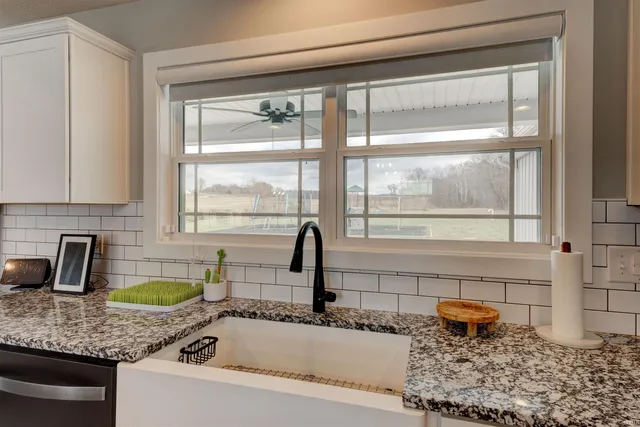 $529,900 | 700 St Phillips Road, Evansville, IN 47712