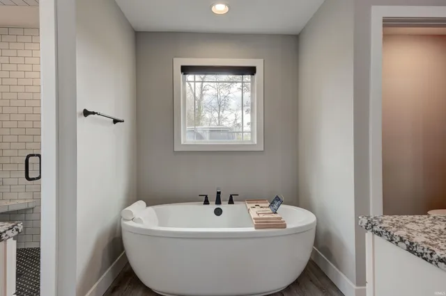 $529,900 | 700 St Phillips Road, Evansville, IN 47712