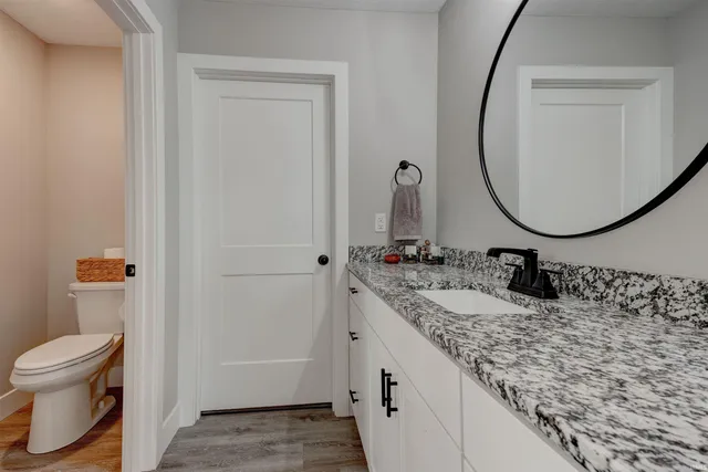 $529,900 | 700 St Phillips Road, Evansville, IN 47712