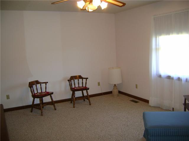 2075 Basil Western Road Baltimore, OH 43105 - Photo 9 of 25