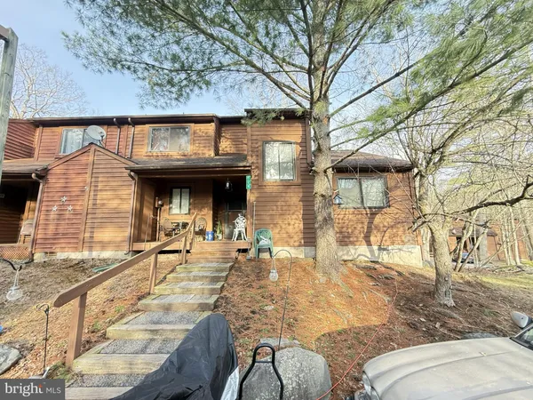 $220,000 | 524 Wales Court, Bushkill, PA 18324