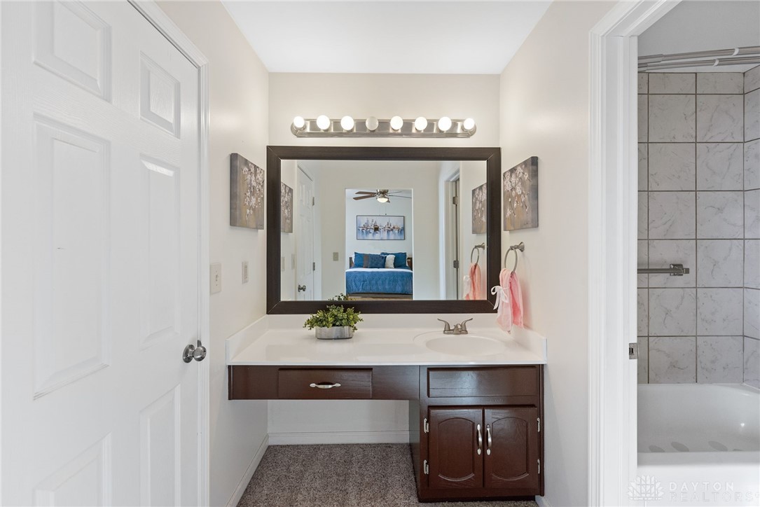 3313 North Bend Road, Unit L Cincinnati, OH 45239 - Photo 19 of 38 Gallery Image 19