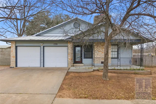 $2,050 | 6201 Tara Drive, Austin, TX 78744
