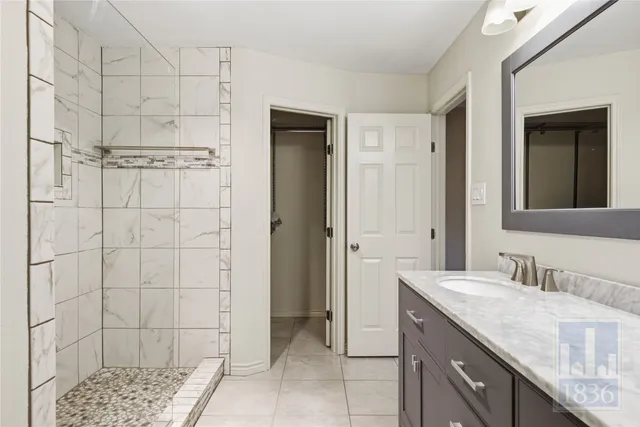 $2,050 | 6201 Tara Drive, Austin, TX 78744