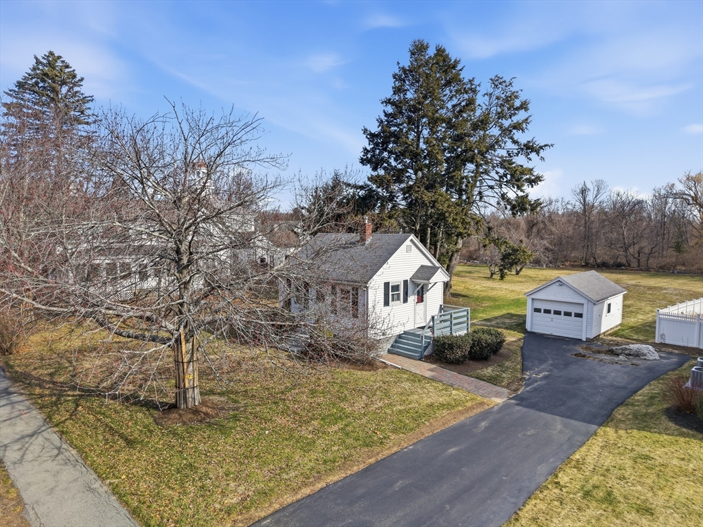 8 Boston Road Westford, MA 01886 - Photo 3 of 33 Gallery Image 3