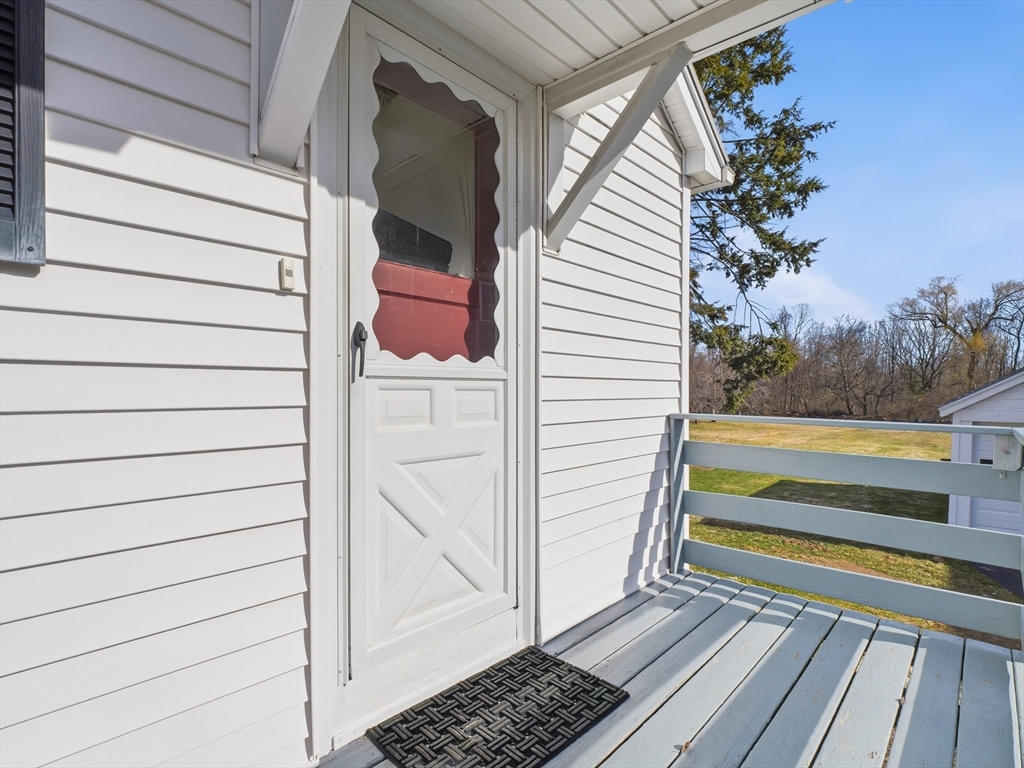8 Boston Road Westford, MA 01886 - Photo 6 of 33 Gallery Image 6