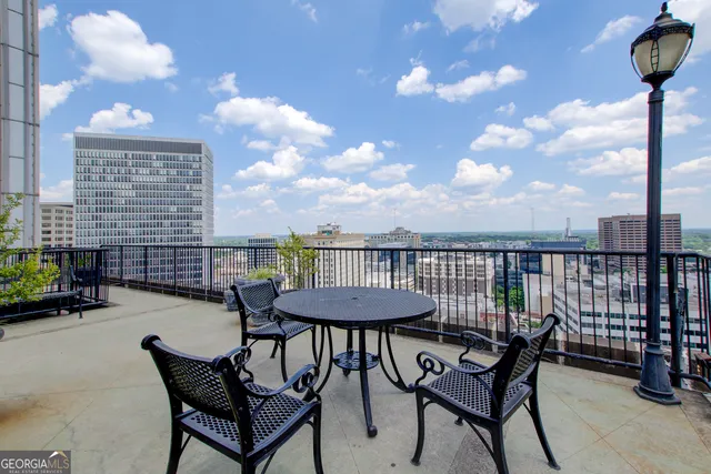 $132,000 | 32 Peachtree Street, Unit 1102, Atlanta, GA 30303