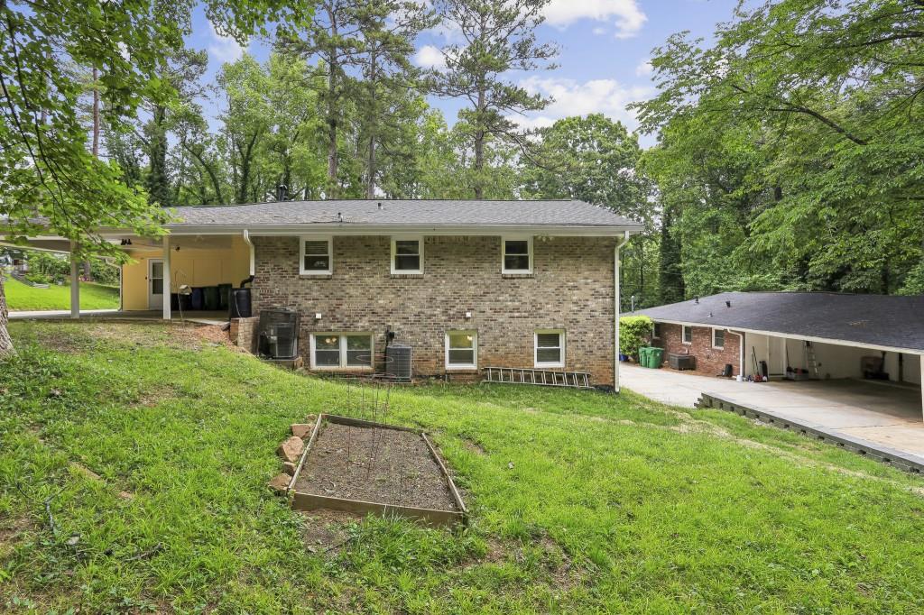 2893 White Oak Drive Decatur, GA 30032 - Photo 6 of 16