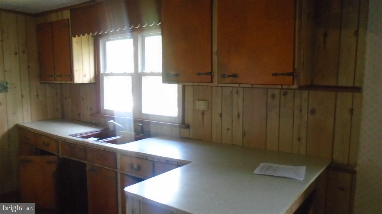 7038 Hillside Road Harrisburg, PA 17112 - Photo 2 of 13 Gallery Image 2