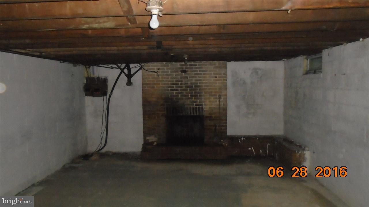7038 Hillside Road Harrisburg, PA 17112 - Photo 9 of 13 Gallery Image 9