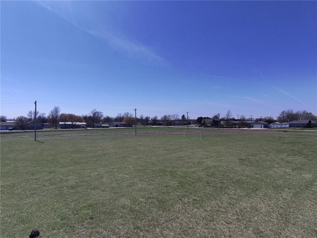 1 Cross Street Burlington, KS 66839 - Photo 3 of 11