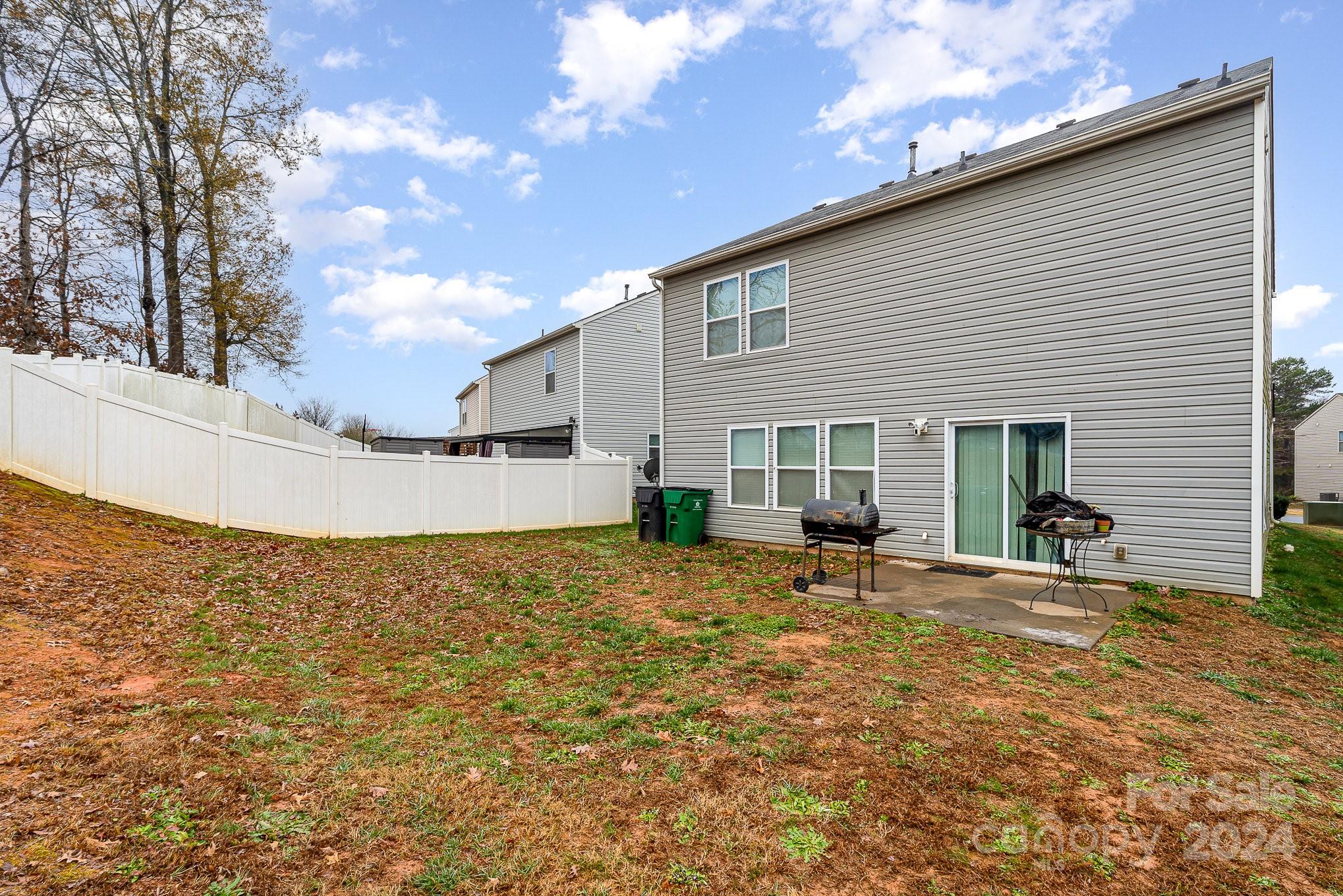4812 Gibbons Link Road Charlotte, NC 28269 - Photo 8 of 22 Gallery Image 8
