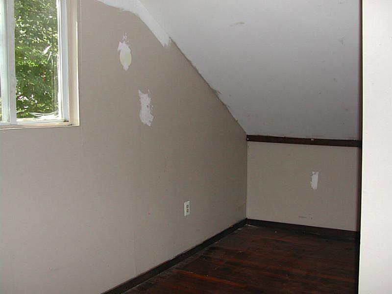 91 Meadow Road Raymond, ME 04071 - Photo 15 of 20 Bedroom. 2nd floor bedroom