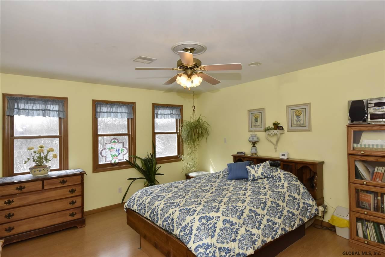 103 Button Road Halfmoon, NY 12188 - Photo 15 of 27 Photo 15