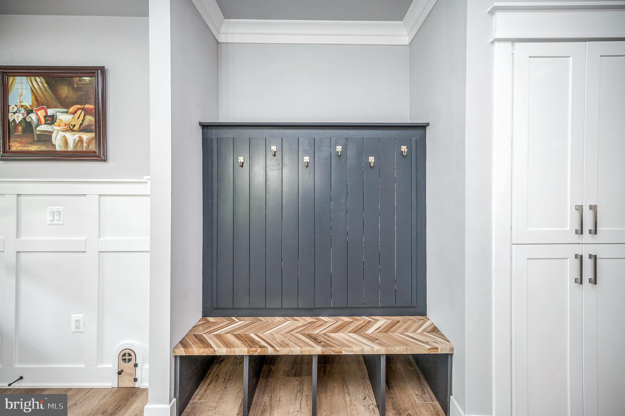 3200 Lakeview Parkway Locust Grove, VA 22508 - Photo 16 of 83 Built in coat and show rack at entryway.