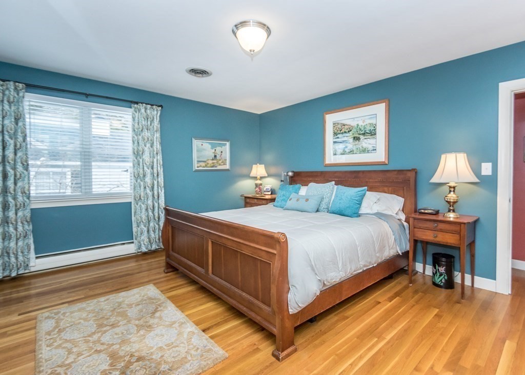 171 Carlton Road Newton, MA 02468 - Photo 12 of 26