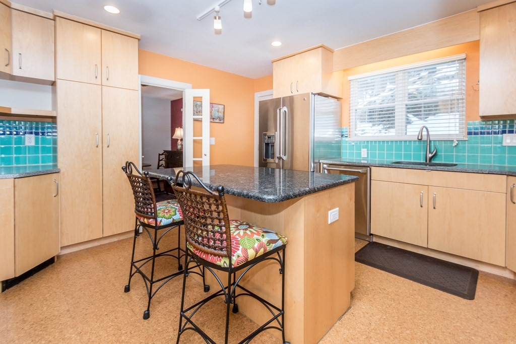 171 Carlton Road Newton, MA 02468 - Photo 7 of 26