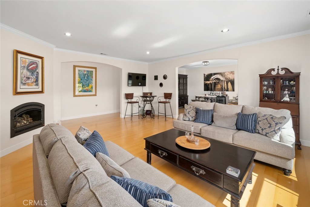 6172 Hawk Ridge Place San Miguel, CA 93451 - Photo 6 of 54 Living Room