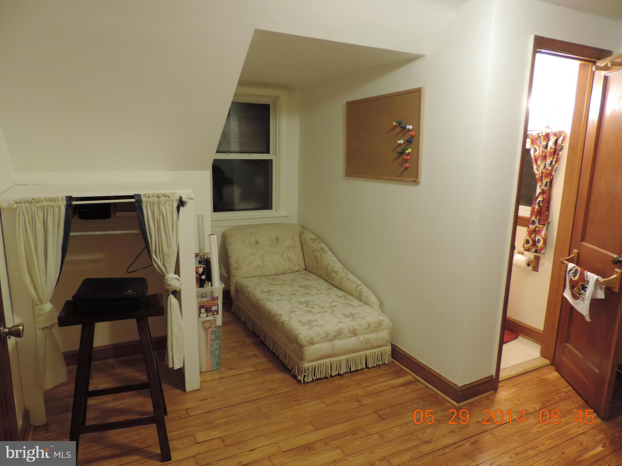 9114 Simpson Lane Clinton, MD 20735 - Photo 19 of 26 Bedroom