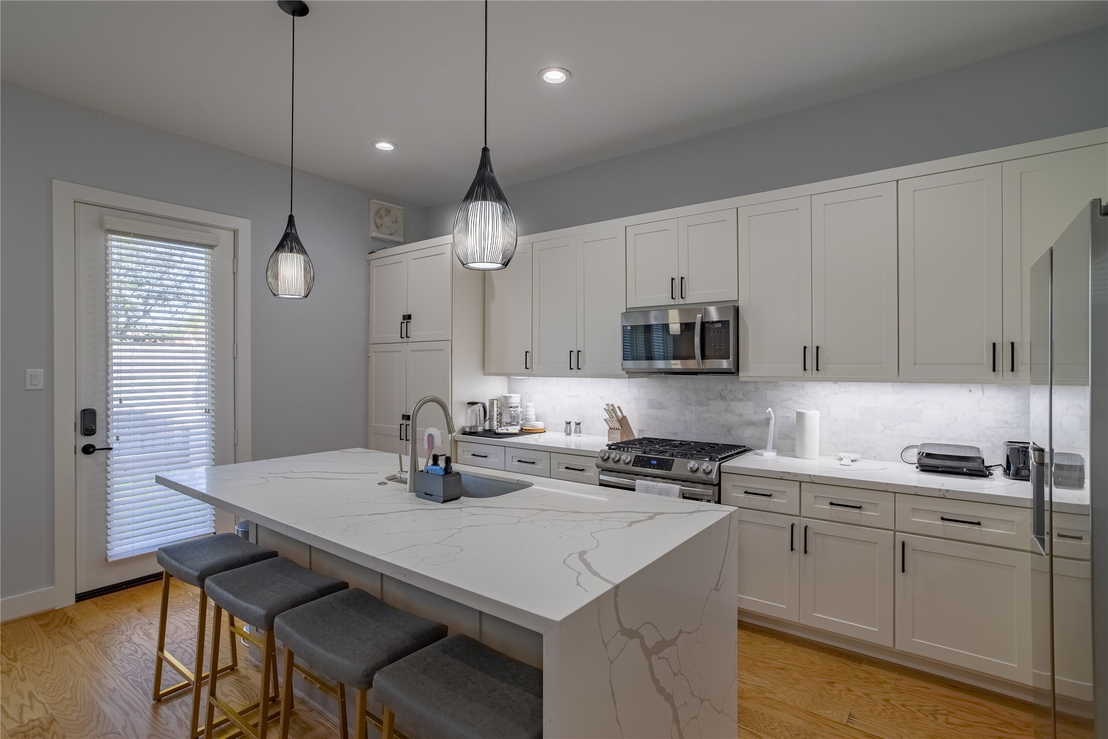 1854 West Tidwell Road Houston, TX 77091 - Photo 10 of 28