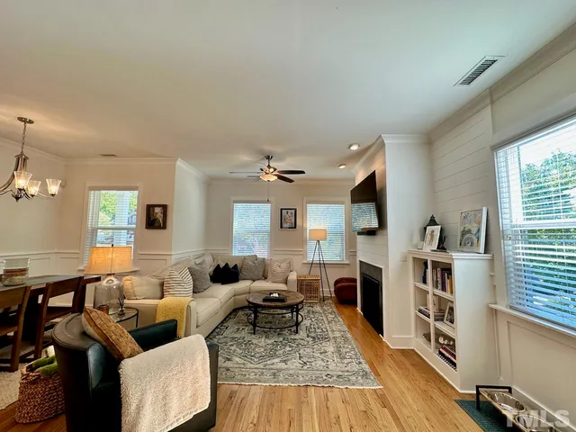 $2,595 | 1512 South Roxboro Street, Durham, NC 27707