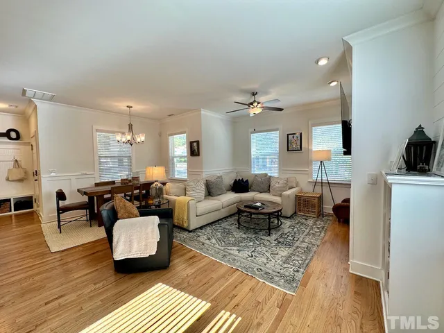 $2,595 | 1512 South Roxboro Street, Durham, NC 27707