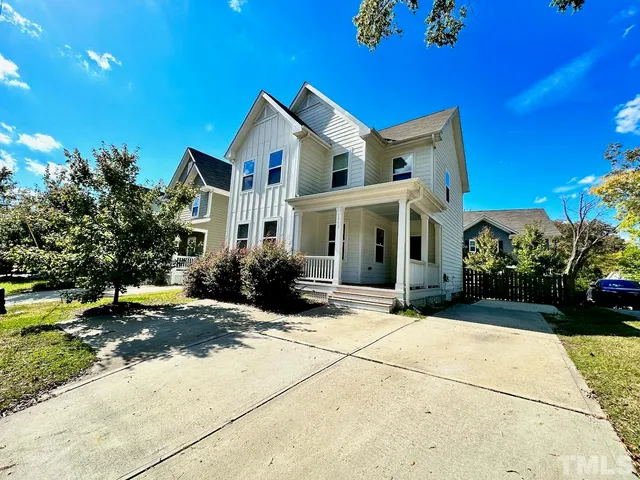 $2,595 | 1512 South Roxboro Street, Durham, NC 27707