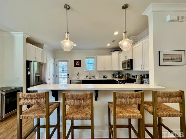 $2,595 | 1512 South Roxboro Street, Durham, NC 27707