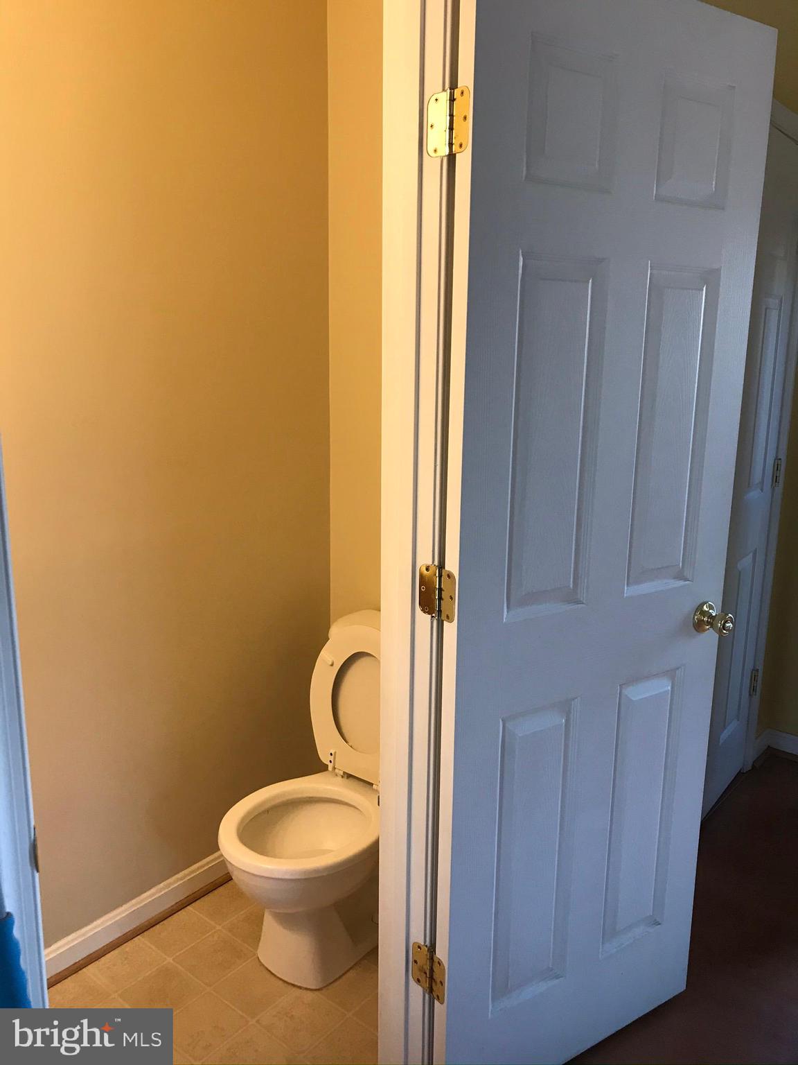 569 Primus Court Frederick, MD 21703 - Photo 10 of 25 Half bath on main leve