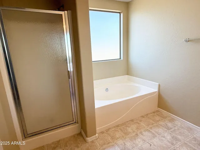 a view of bathroom and bathroom