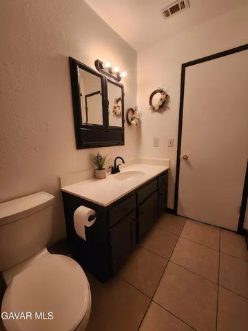 $329,950 | 15142 Lanfair Avenue, Lancaster, CA 93535