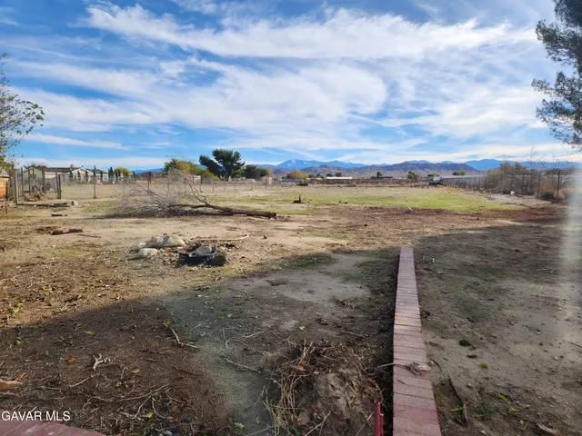 $329,950 | 15142 Lanfair Avenue, Lancaster, CA 93535