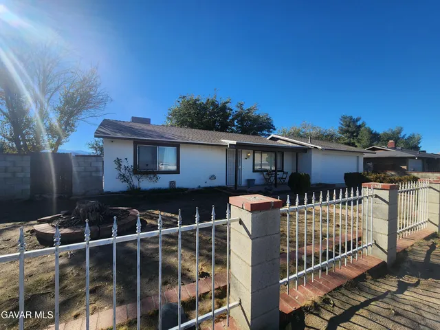 $329,950 | 15142 Lanfair Avenue, Lancaster, CA 93535